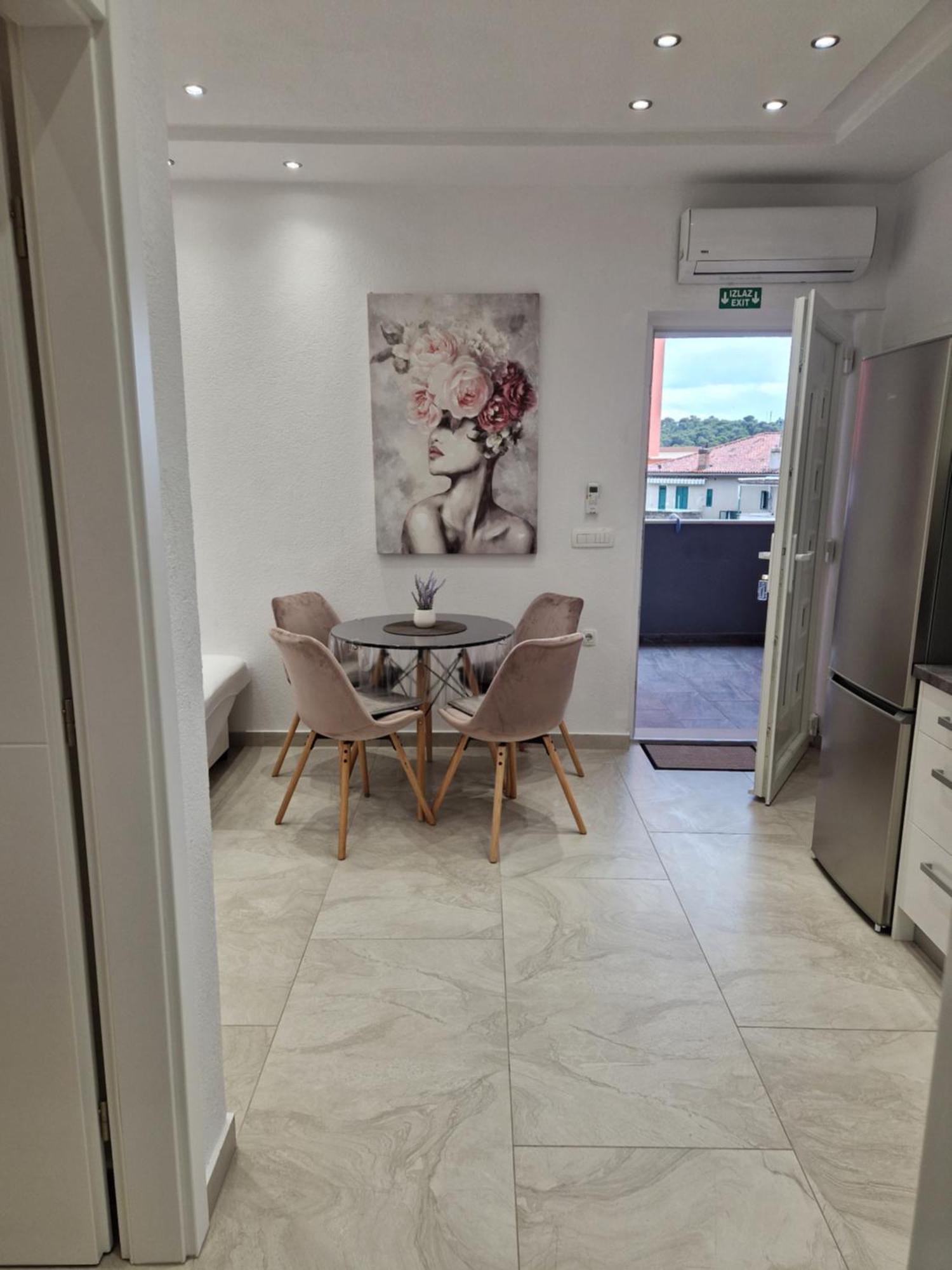 Apartmani Lavanda Centar Makarska Exterior foto